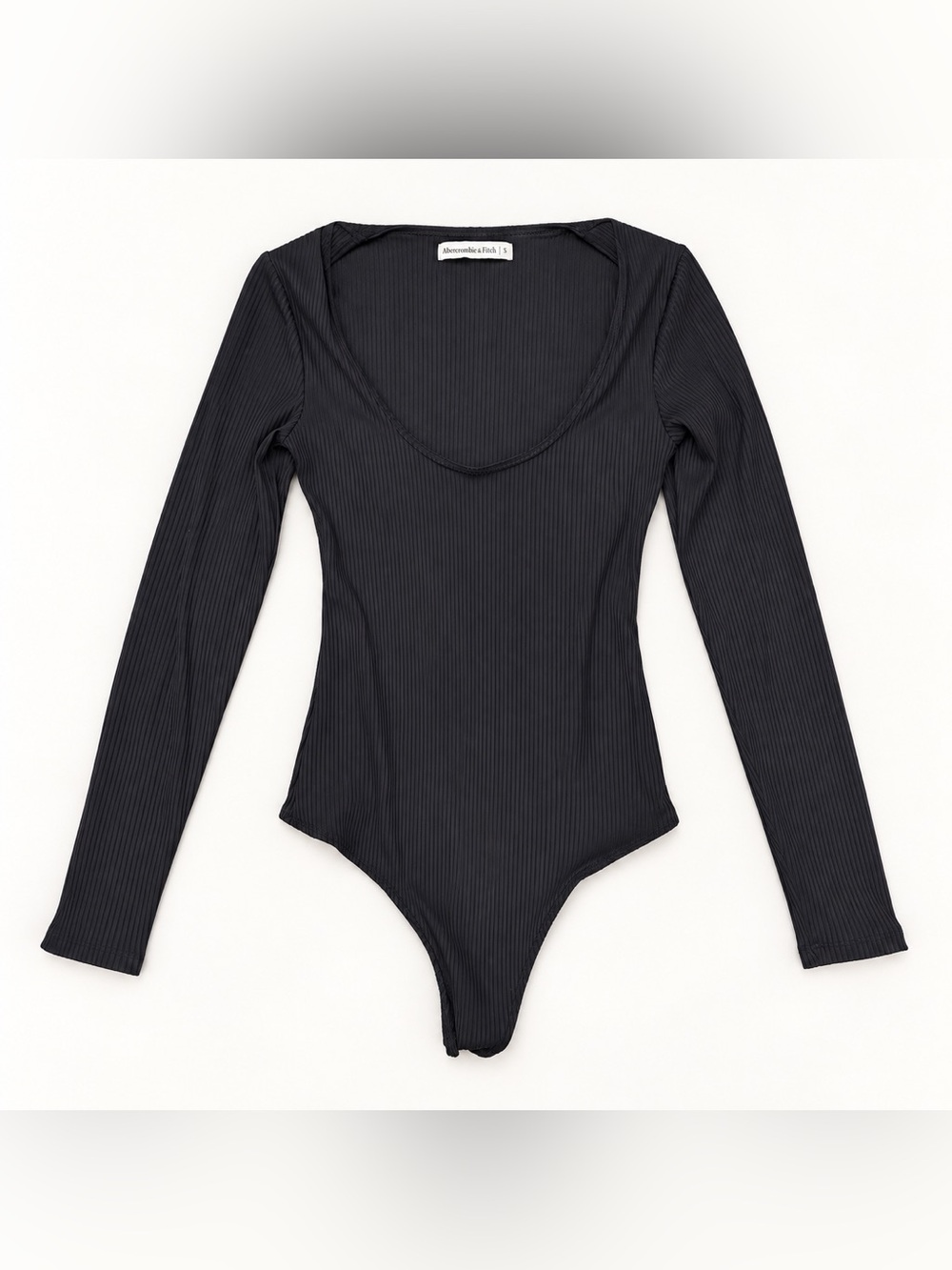 ABERCROMBIE & FITCH Ribbed Long-Sleeve Scoop-Neck Bodysuit in Black